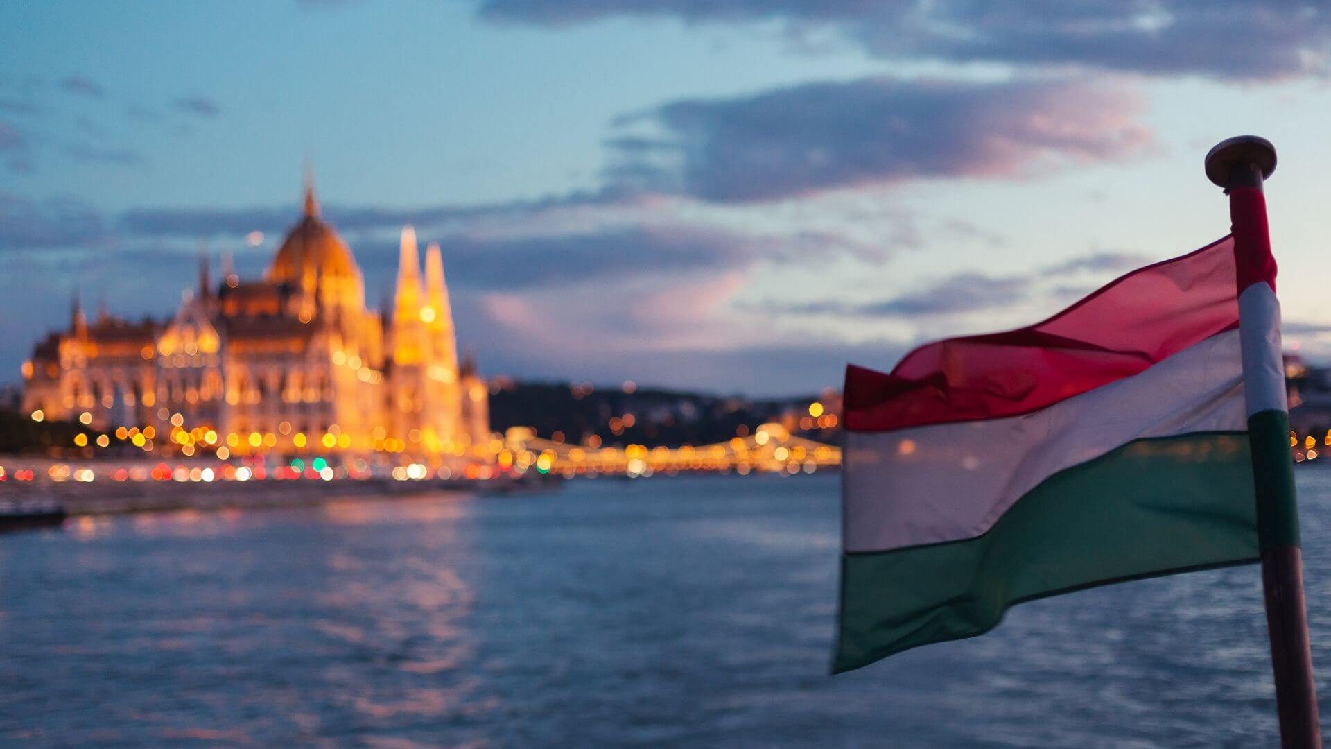 7-Facts-About-Hungary-for-Foreign-Investors-cover