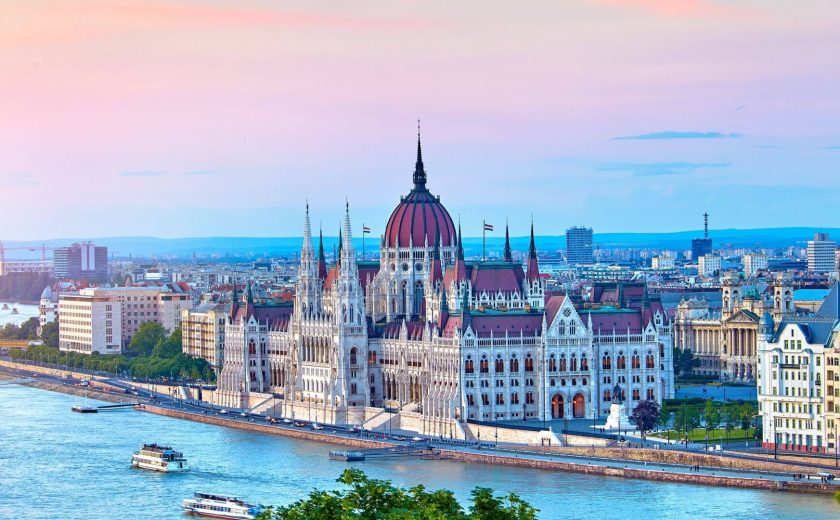 7-Facts-About-Hungary-for-Foreign-Investors-cover-2.jpg