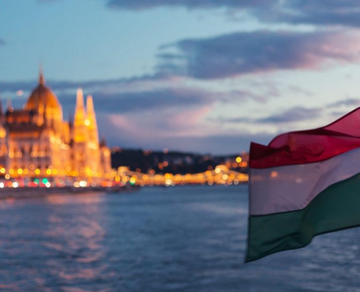 7-Facts-About-Hungary-for-Foreign-Investors-cover