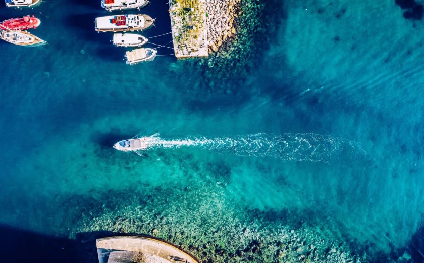 invest-now-8-best-greek-investments-cover